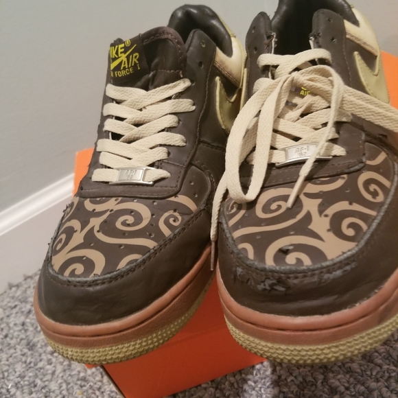 Air Force 1 Low Premium Black History Month size10 - Picture 8 of 8